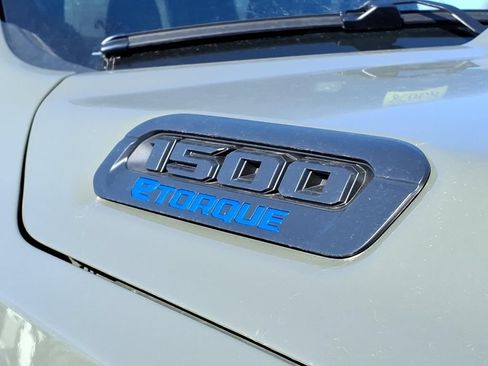 New 2026 RAM 1500 Big Horn w/ Night Edition AWD/4WD image 9