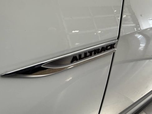 Used 2018 Volkswagen Golf Alltrack SE image 25