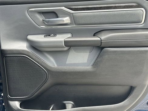 Used 2022 RAM 1500 Big Horn AWD/4WD image 17