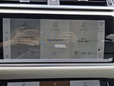 Used 2021 Land Rover Range Rover Velar R-Dynamic S AWD/4WD image 12