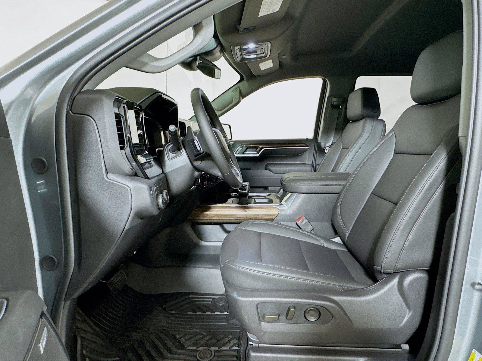 New 2026 Chevrolet Silverado 1500 RST AWD/4WD image 12
