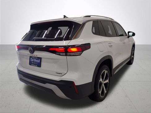 New 2026 Volkswagen Tiguan SE AWD/4WD image 12
