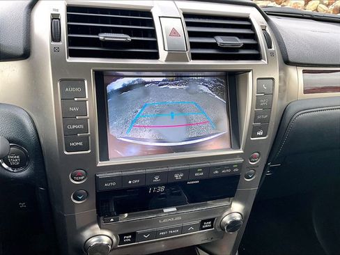 Used 2016 Lexus GX 460 w/ Premium Package image 19