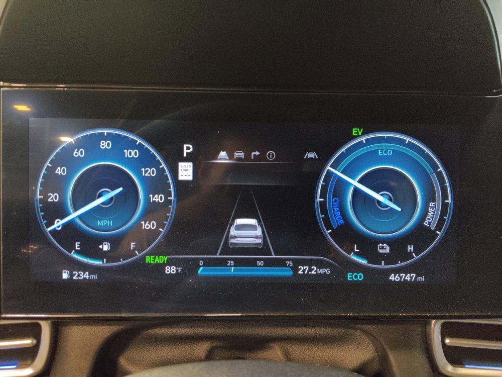 Used 2024 Hyundai Elantra Blue FWD image 23