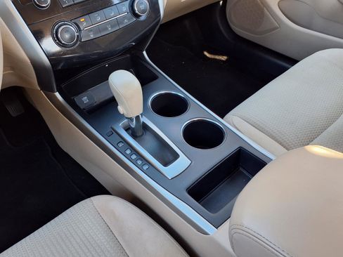 Used 2015 Nissan Altima 2.5 S w/ Power Driver Seat Package image 16
