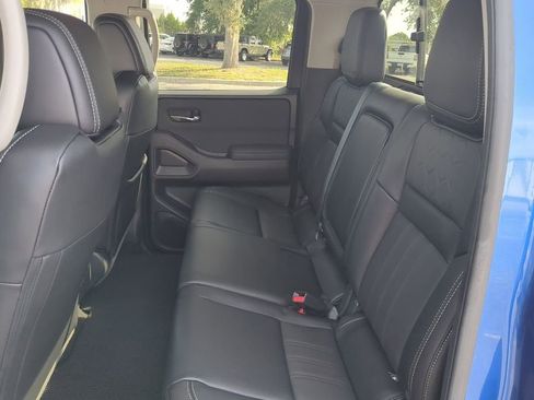 Certified 2024 Nissan Frontier SL w/ Technology Package image 14