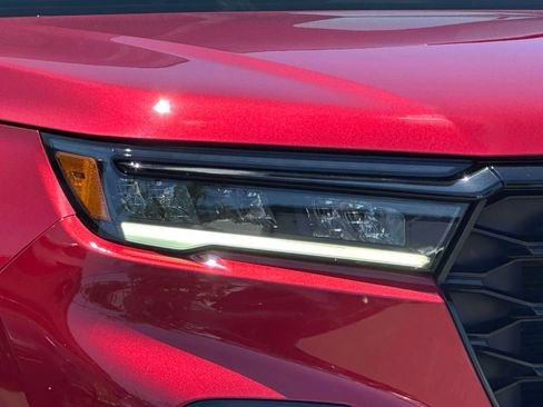 Used 2023 Honda Pilot TrailSport image 7