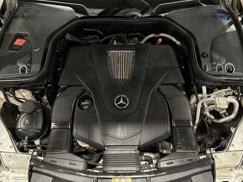 Used 2019 Mercedes-Benz E 450 4MATIC Sedan image 11