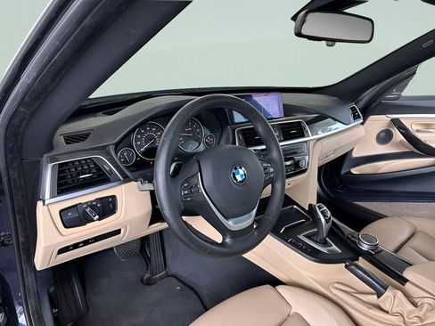 Used 2017 BMW 330i Gran Turismo xDrive AWD/4WD image 9