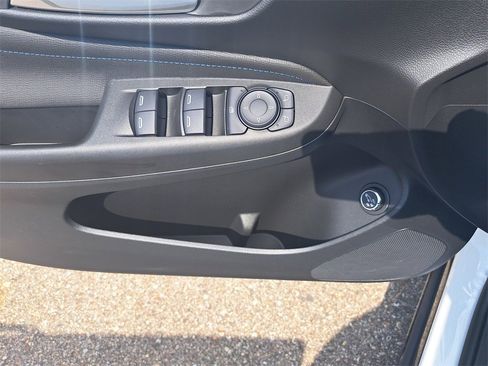 New 2025 Buick Envista Sport Touring w/ Convenience II Package image 28