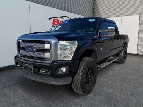 Used 2016 Ford F350 Platinum w/ Platinum Package image 3