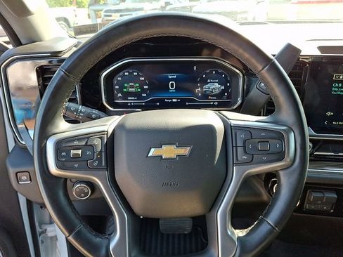 Used 2025 Chevrolet Silverado 1500 LT AWD/4WD image 20