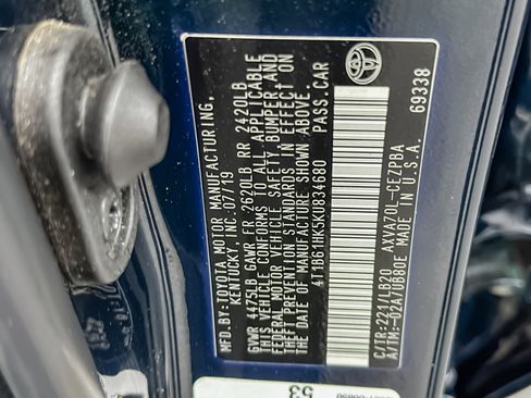 Used 2019 Toyota Camry XSE image 28