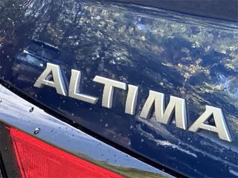 Used 2023 Nissan Altima 2.5 SR image 24
