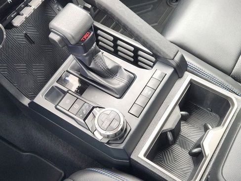 Used 2024 Toyota Tacoma TRD Off-Road image 22