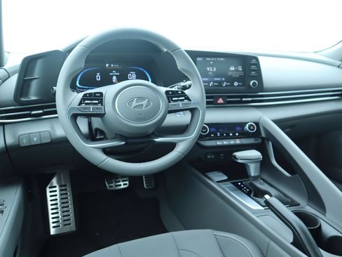 New 2026 Hyundai Elantra Sport FWD image 10