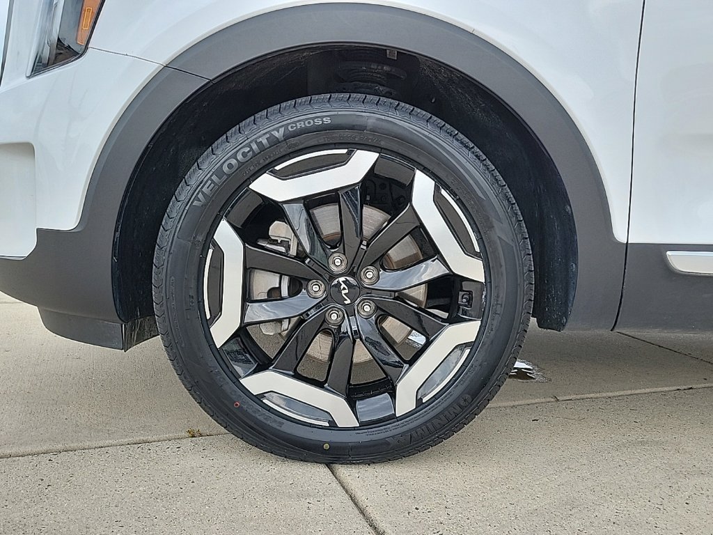 Used 2025 Kia Telluride S AWD/4WD image 8