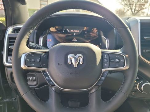 New 2026 RAM 1500 4x4 Crew Cab image 12