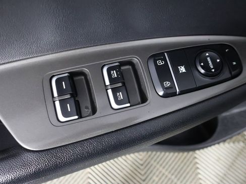 Used 2020 Kia Optima S FWD image 33