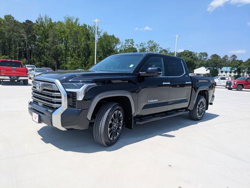 Certified 2025 Toyota Tundra Limited w/ Power Package AWD/4WD image 3