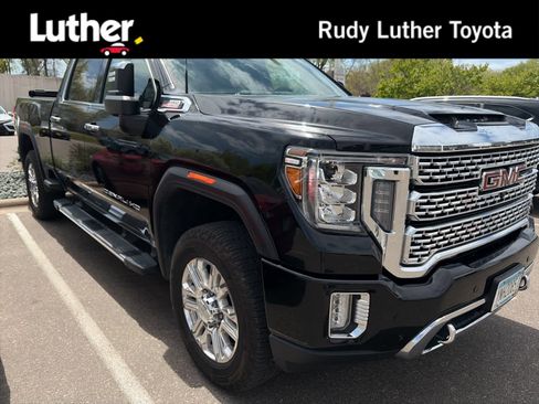 Used 2022 GMC Sierra 3500 Denali AWD/4WD image 1