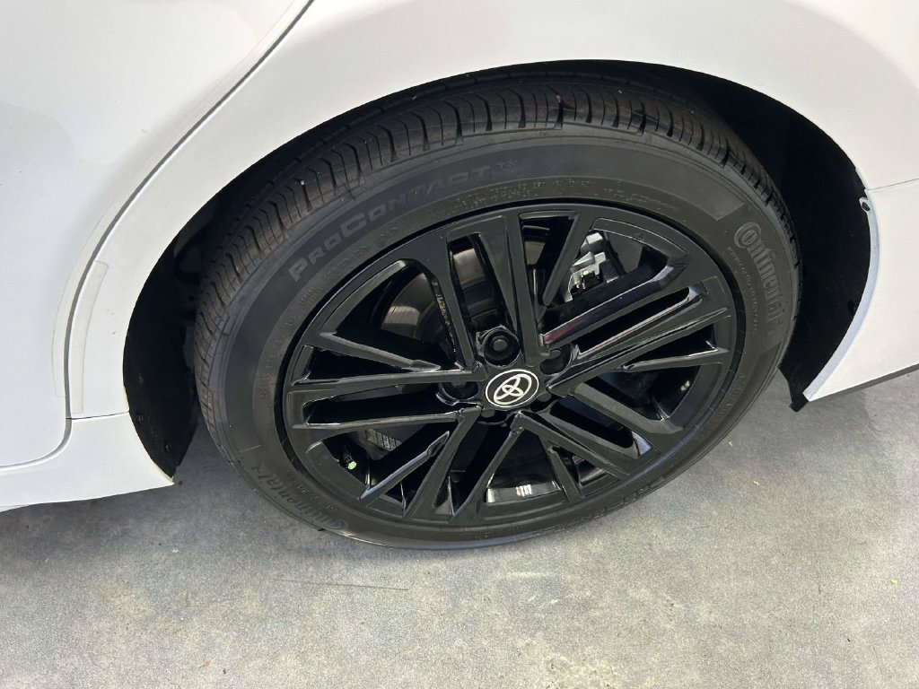 Used 2026 Toyota Camry SE FWD image 8