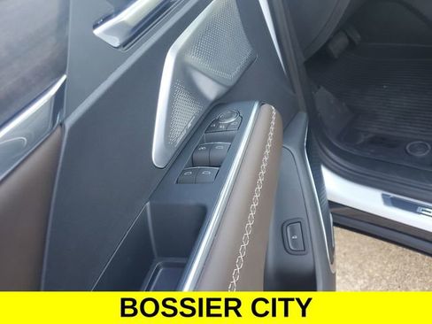 New 2026 GMC Acadia Denali Ultimate w/ LPO, Floor Liner Package image 11