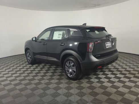 New 2026 Nissan Kicks SV FWD image 7