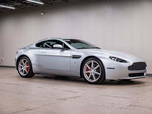 Used 2007 Aston Martin V8 Vantage Coupe RWD image 7