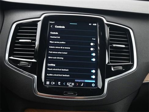 Used 2024 Volvo XC90 B6 Plus w/ Protection Package Premier image 16