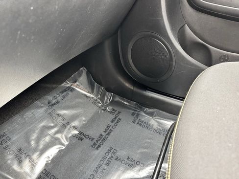 Used 2014 Kia Soul + image 18