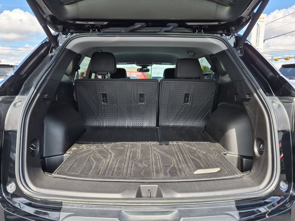 Certified 2023 Chevrolet Blazer LT w/ Convenience Package FWD image 24