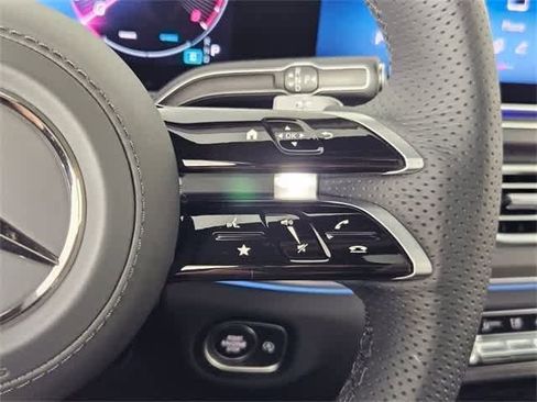 Certified 2025 Mercedes-Benz GLS 450 4MATIC image 27