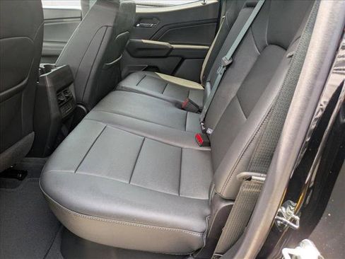 New 2025 GMC Canyon Elevation w/ Convenience Package image 17