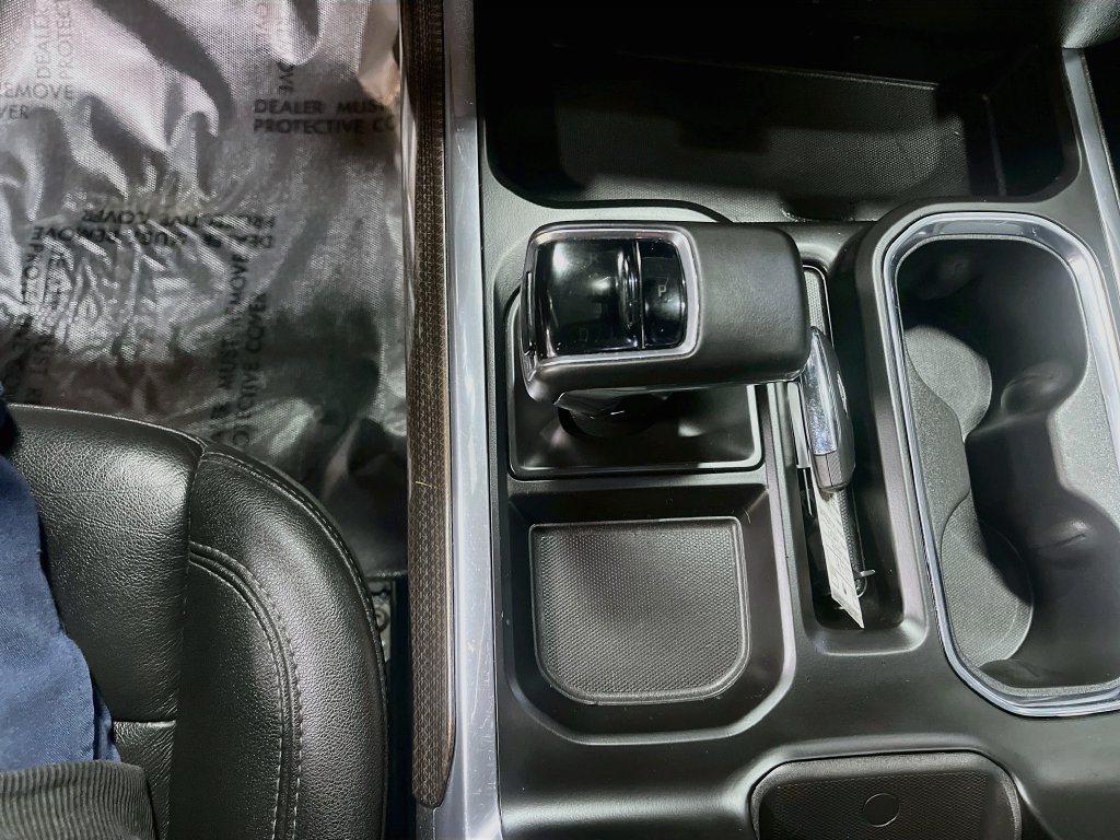 Used 2024 Chevrolet Silverado 1500 RST w/ Redline Edition AWD/4WD image 17