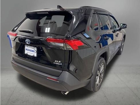 Used 2024 Toyota RAV4 XLE Premium w/ Weather Package AWD/4WD image 5