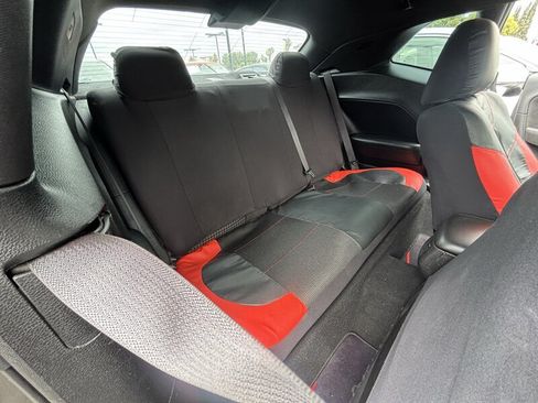 Used 2019 Dodge Challenger SXT RWD image 16