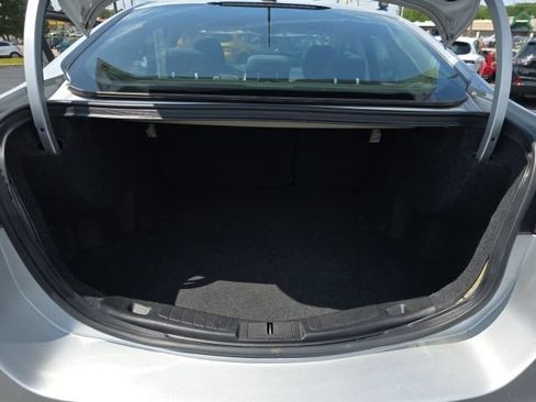 Used 2017 Ford Fusion SE FWD image 28
