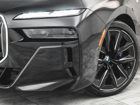 Used 2024 BMW i7 M70 w/ Executive Package image 43