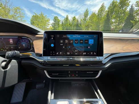 New 2026 Volkswagen Atlas SE AWD/4WD image 18