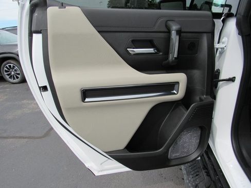 New 2026 GMC Hummer EV 4x4 Crew Cab image 26