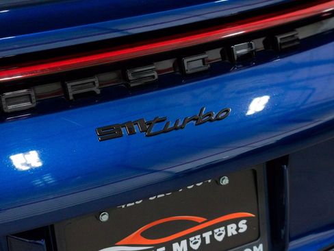 Used 2022 Porsche 911 Turbo image 9