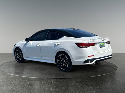 Used 2024 Nissan Sentra SR w/ SR Premium Package FWD image 7