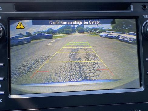 Used 2016 GMC Acadia SLT AWD/4WD image 25
