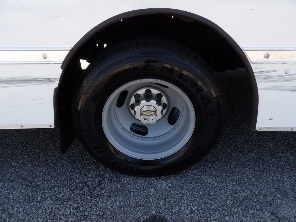 Used 2021 Chevrolet Express 3500 w/ Power Convenience Package RWD image 45