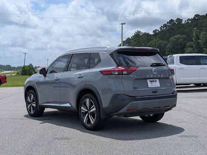 Used 2021 Nissan Rogue SL w/ Premium Package