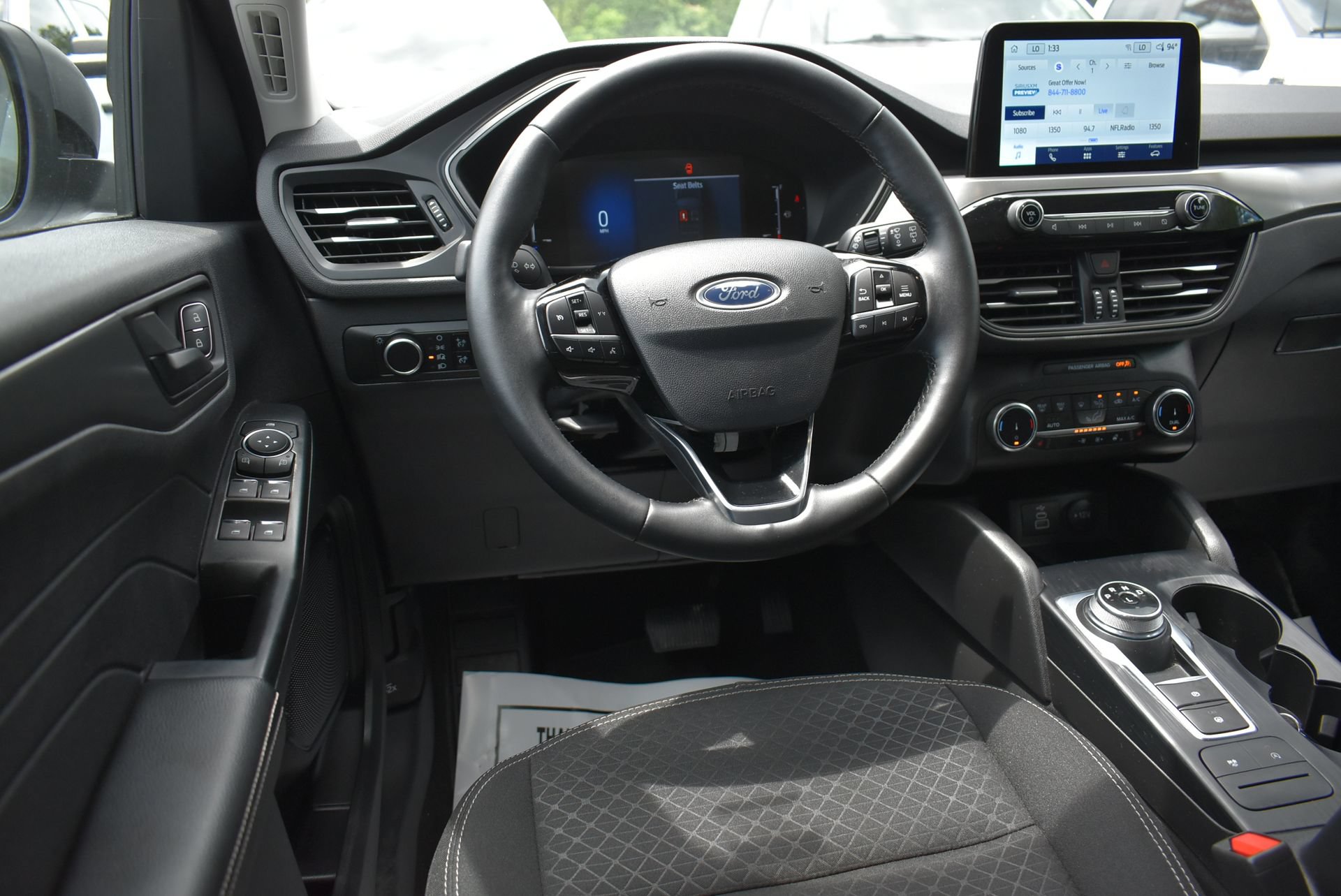 Used 2025 Ford Escape Active AWD/4WD image 16