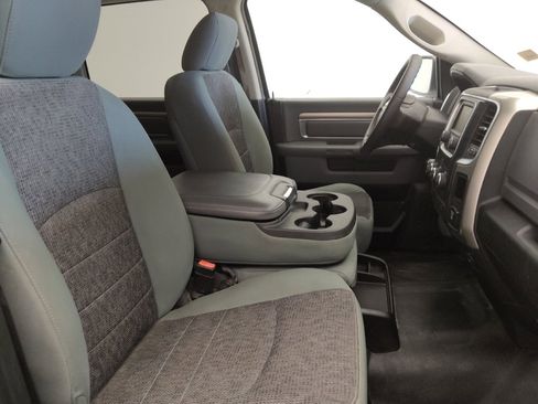 Used 2017 RAM 1500 Classic SLT AWD/4WD image 21