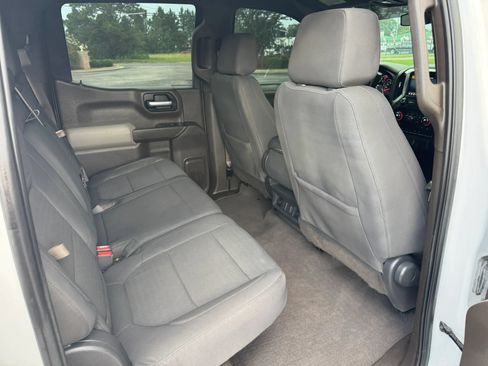 Used 2019 Chevrolet Silverado 1500 LT w/ Texas Edition RWD image 17