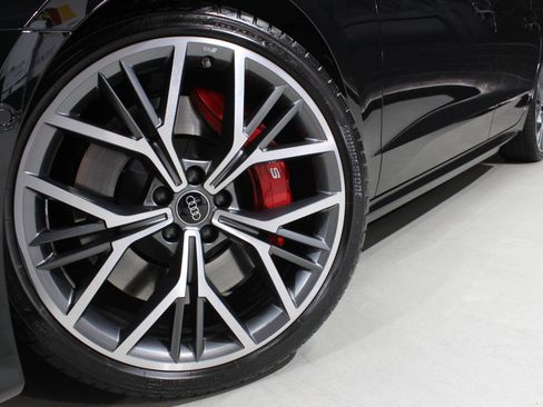 Used 2025 Audi S7 Premium Plus image 13